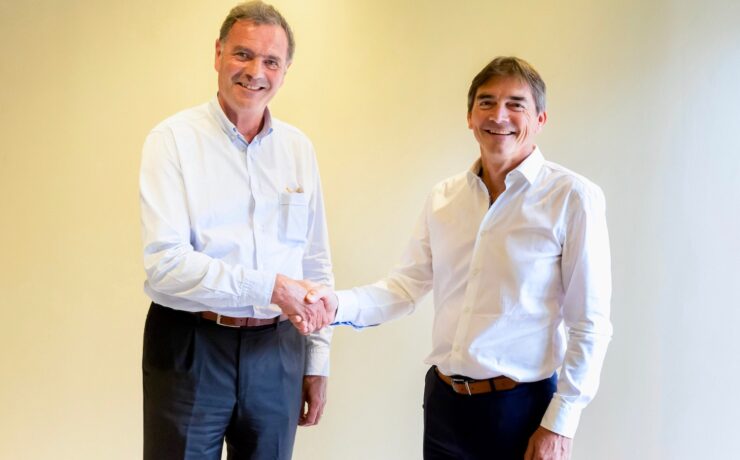 Les organisations professionnelles de l’Ameublement français et de l’Union des Industries des Panneaux de Process unissent leur avenir. Parmi les principaux objectif de cette fusion : parler d’une seule voix en ayant plus de poids auprès des décideurs politiques français et européens, dans un contexte de tensions sur la ressource bois (bois industrie, comme bois recyclés).