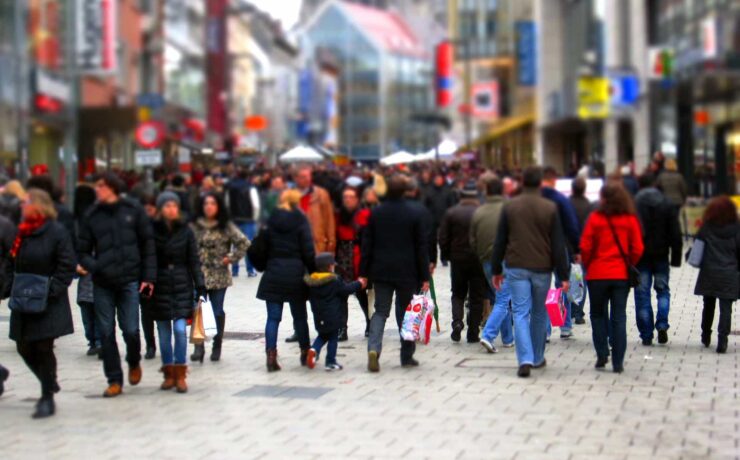 Les chiffres révélés par Procos le 7 juillet dernier valident les orientations annoncées par la même fédération le 29 juin, avec un début de soldes en net retrait. La fréquentation des magasins (-16,6 % par rapport à juin 2019) confirme cette tendance insuffisante, après un mois de mai qui avait été pourtant plutôt positif.