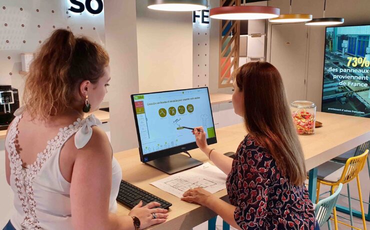 Le concept “HOP” a été pensé pour soutenir la performance économique des franchisés et des magasins succursales sous enseigne. Un premier pilote a été lancé à Blois (41) fin 2021 et un second à Vitrolles (13). Toutes les ouvertures à venir bénéficieront du nouveau concept et le déploiement se poursuivra sur l'ensemble du réseau jusqu'en 2025. 23 magasins SoCoo'c seront au nouveau concept HOP d'ici fin 2022.