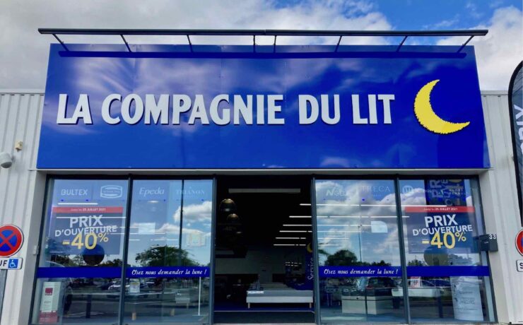 Pour cette opération, le groupe Finadorm, acteur français majeur de la transformation du bois, a été soutenu par son pool bancaire historique, mené par Crédit Agricole, et a bénéficié d’Obligations Relance mises en place par Bpifrance, via les équipes des Fonds Bois & Eco-Matériaux et Mid-Cap.