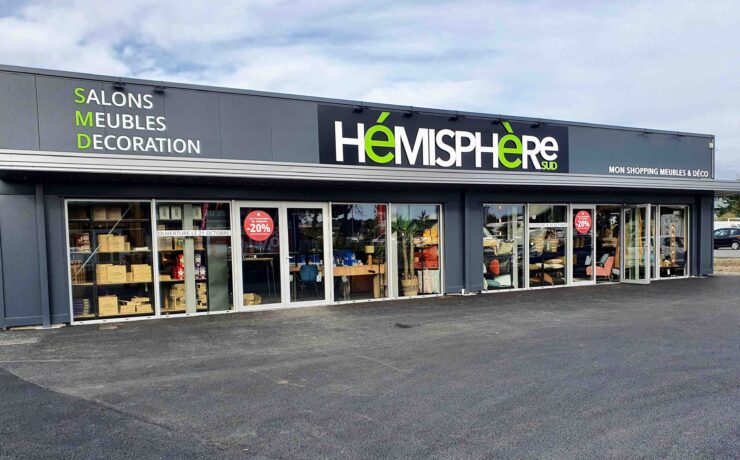 À la tête du magasin : Virginie et Franck Dumeige qui, avec leur équipe, accueilleront les consommateurs au mieux, afin de les conseiller de façon personnalisée pour réinventer leur intérieur !