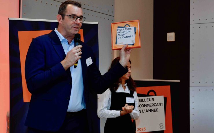 Les trophées “Meilleure Relation Client de l’Année” sont décernés aux réseaux ayant obtenu les meilleures notes sur les critères suivants : la qualité du service après-vente et/ou du service client ; le sentiment d’être un client privilégié (fidélisation, relation personnalisée) ; la compétence des équipes et les conseils ; l’amabilité des équipes.