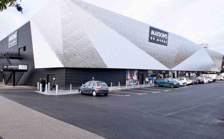 Non seulement il s'agit de la première ouverture d’un magasin en Île-de-France depuis dix ans pour l’enseigne d’ameublement et de décoration, mais encore avons-nous affaire au plus grand point de vente en France pour l’enseigne !