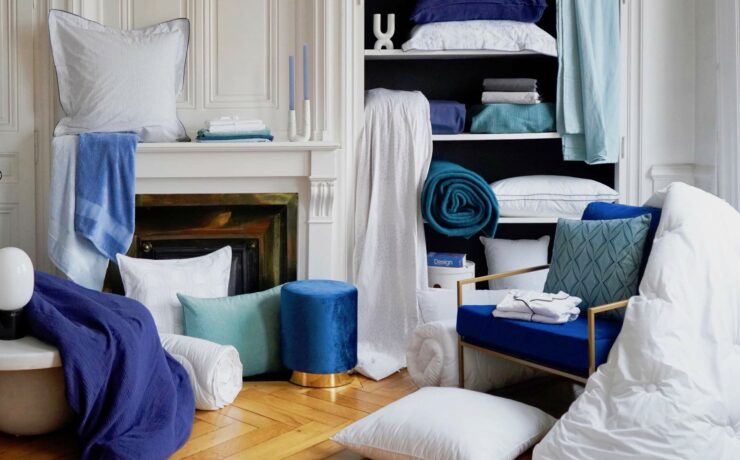 Cette nouvelle identité premium du leader français de la production de couettes et d’oreillers, vise notamment à accompagner les ambitions internationales de son président, Didier Hannaux et de son directeur général, David Czimowski. Home Heritage prévoit un atterrissage, fin mars 2023, à 185 millions d’euros de chiffre d’affaires.