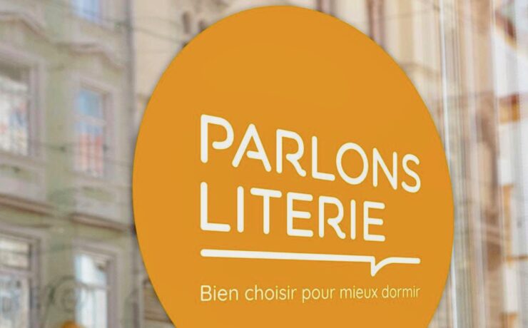 “Parlons Literie” augmente sa représentativité et investit massivement dans de très prochaines prises de parole, auprès de la profession, des médias grand public et surtout, du grand public. Le collectif de la filière literie renoue ainsi avec sa vocation première : inciter le public à reconsidérer son équipement de couchage comme un élément essentiel de bien-être ; participer à la revalorisation du métier ; et dynamiser le marché. Mais l’association va aussi devoir recruter de nouveaux membres. Et augmenter ses capacités de financement…