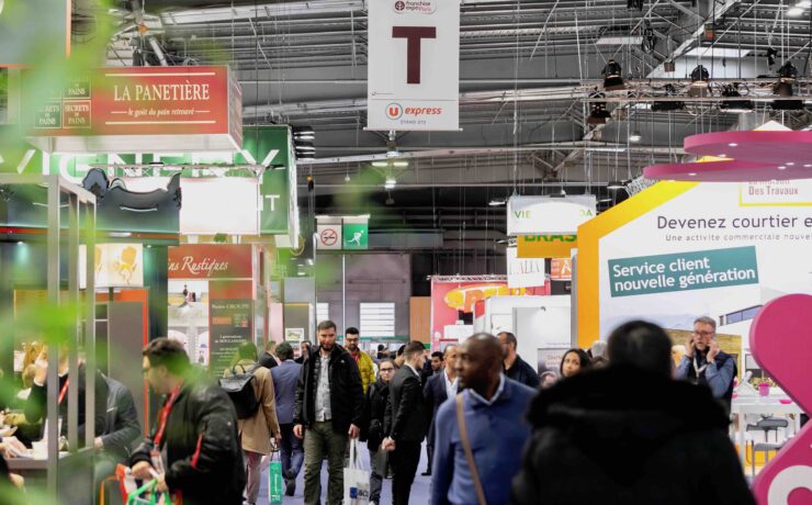 Avec 90 secteurs d’activité du commerce et des services représentés, et plus de 550 exposants français et internationaux déjà inscrits, “Franchise Expo Paris” apparaît comme un événement unique et incontournable entre franchiseurs, entrepreneurs désireux de développer leurs réseaux et candidats à la création d’entreprise.