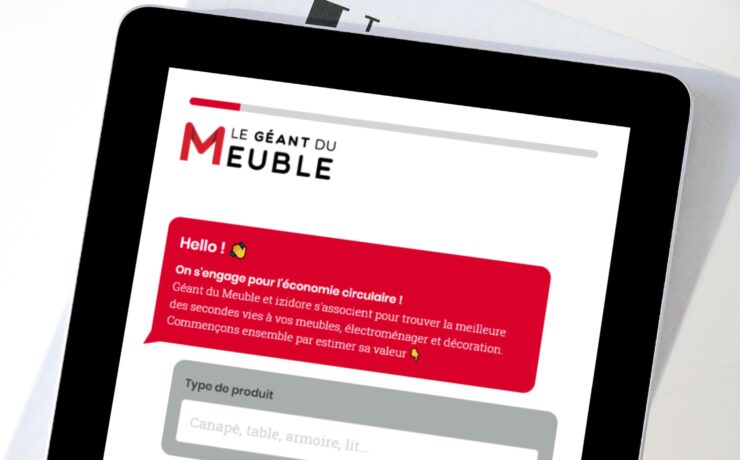 Cet outil digital, qui apparaît aussi (voire surtout), comme un service à forte valeur ajoutée, fonctionne sur le même principe qu’un chatbot : quelques informations sont à renseigner par les utilisateurs sur l’aspect de leur meuble pour leur permettre d’évaluer quelle seconde vie lui donner (revente, don ou recyclage), selon son état.