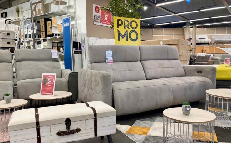 Sur le premier bimestre de cette année, nous apprend l’IPEA, parmi les segments majeurs du meuble, « ce sont les meubles meublants qui enregistrent la meilleure progression en valeur, avec de belles performances de la grande distribution ameublement notamment ».