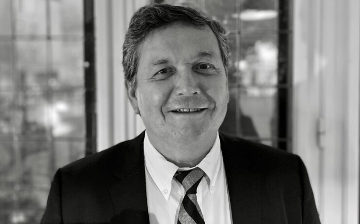 Avec plus de vingt années d’expérience dans la distribution du secteur de l’ameublement à son actif, Michel Charrier est un professionnel reconnu au sein de la filière, particulièrement aguerri en matière de gestion de réseaux.