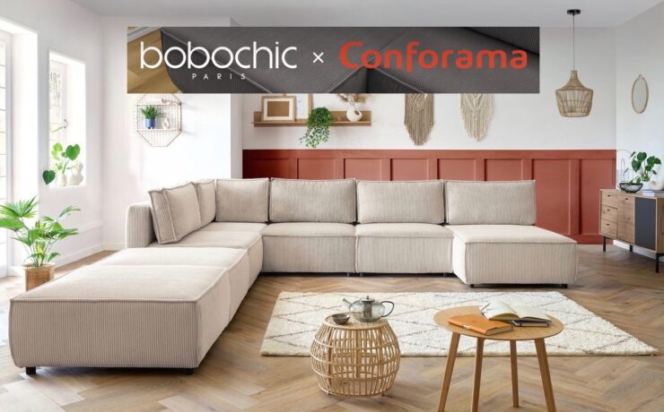 Plusieurs produits issus de ce partenariat (parmi lesquels des canapés, des coussins et des tapis), seront accessibles dans les magasins Conforama et sur le site internet “conforama.fr” à partir du 25 juillet. Des corners Bobochic feront également progressivement leur apparition dans les magasins Conforama ; première incursion pérenne de la marque “digital native” dans la vente physique.