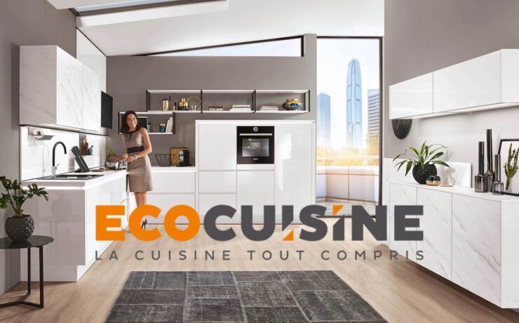 En ce début septembre, soit un peu plus d’un mois après la révélation de son nouveau logo, le réseau de magasins spécialistes de la cuisine équipée, de la salle de bains et des solutions de rangement, décline sa nouvelle identité visuelle sur ses dispositifs d’affichage extérieur.