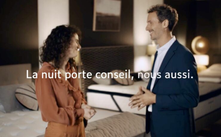 Comme annoncé lors du congrès national de l’enseigne, le nouveau concept publicitaire adopté par Grand Litier accueille le discours d’un conseiller bienveillant envers ses clients ; celui d’un vendeur à l’écoute, dont la mission est d’apporter toutes les clés d’un meilleur sommeil.