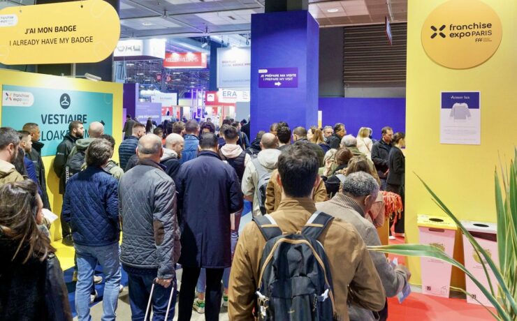 La 42e édition du salon de l'entrepreneuriat en franchise se tiendra sur trois jours, du samedi 16 mars au lundi 18 mars 2024. Fortement réclamé par les enseignes, affirment les organisateurs, ce changement a pour principal objet de permettre aux exposants d’optimiser leur présence sur la manifestation, avec une mobilisation réduite dans la durée, pour plus d’efficacité.