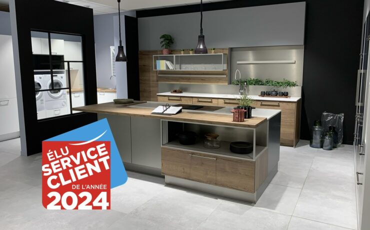 Conformément à la procédure, Cuisine Plus a été évaluée par des consommateurs pendant huit semaines, du 9 mai au 1er juillet 2023. L’enseigne a fait l’objet de 205 tests “clients mystères”, répartis entre appels téléphoniques (130), e-mails (40), recherche d’informations sur Internet (15), contacts via les réseaux sociaux (10) et conversations par chat (10).