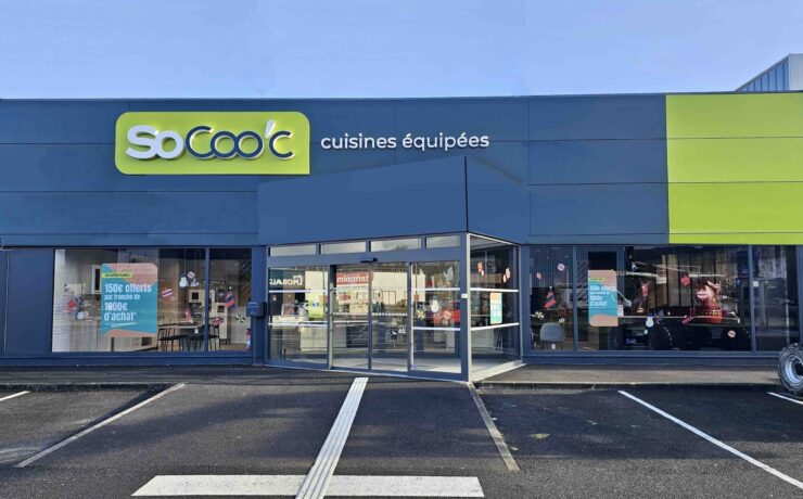 L’enseigne du groupe Fournier (Mobalpa, Perene, Hygena) mise plus que jamais sur un développement mixant franchise et succursalisme. Un choix stratégique qui permet à SoCoo’c de se positionner sur des agglomérations au sein desquelles les dirigeants du réseau n’ont pas forcément identifié de profils de franchisés.