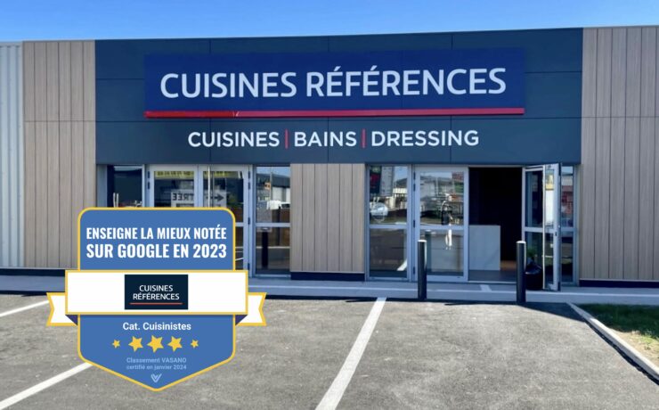 Décerné par la start-up “Vasano Solutions”, le grand prix “l’Enseigne la mieux notée sur Google” en 2023, salue l’engagement des points de vente du réseau Cuisines Références (115 magasins dans l’Hexagone) qui, au quotidien, s’attachent à maintenir un haut niveau d’excellence dans l’accompagnement de leurs clients, du premier rendez-vous jusqu’à la pose de leur cuisine.