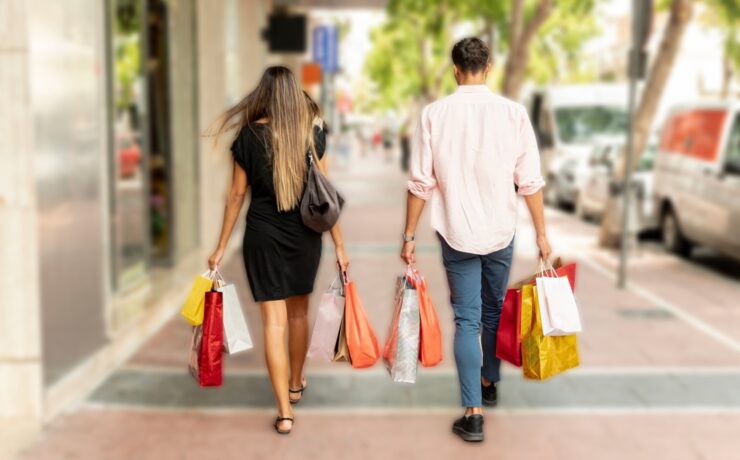 Selon Procos, l’activité du mois de mars 2024, dans les magasins des enseignes du commerce spécialisé, à surface égale, se termine en croissance de 6,1 % versus mars 2023. Une bonne nouvelle après plusieurs mois d’activité un peu atone. Tous les secteurs affichent une croissance plus ou moins importante.