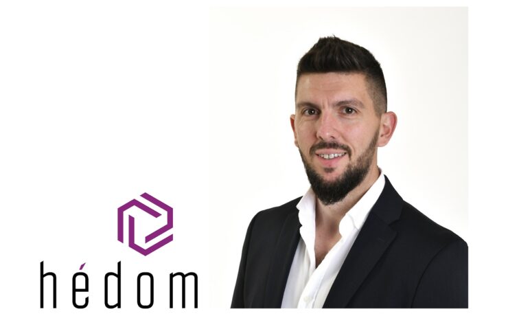 Un point de vente pilote sous la bannière de ce nouveau concept spécialisé dans l’aménagement global de la maison a d’ores et déjà vu le jour à Aurillac (15). Une première ouverture qui devrait être suivie de deux autres inaugurations avant la fin 2024, alors que le fondateur de l’enseigne envisage d’ouvrir par la suite entre cinq et dix nouveaux magasins chaque année.