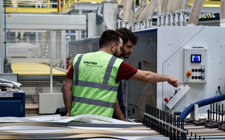 Le tribunal de commerce de Poitiers (86) a confirmé le placement en redressement judiciaire du groupe Gautier, dans le cadre de sa propre demande d’ouverture d’une procédure collective. La direction de l’entreprise fait savoir que cette décision n’impacte pas le réseau de magasins franchisés sous enseigne Gautier, qui poursuivront leur fonctionnement normalement et pourront continuer de répondre aux besoins des clients.