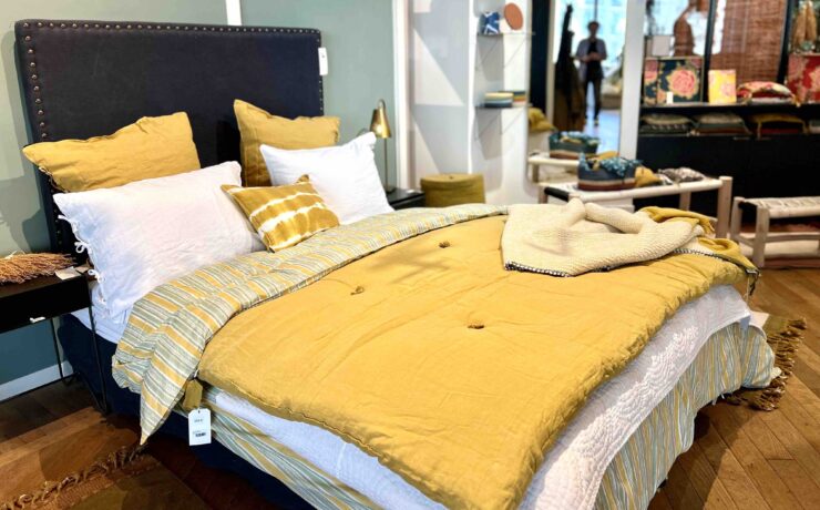 Après dix mois de recul consécutifs de son activité, le résultat du mois de juin (+0,8 %) constitue une petite bouffée d’oxygène pour le marché du meuble qui, selon l’IPEA (Institut de prospective et d’études de l’ameublement), enregistre sa première performance positive depuis… juillet 2023. Et c’est encore le segment de la literie qui domine le marché.