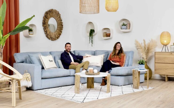 « Meubles, canapés, décoration », pour « toutes vos envies » et « tous vos styles » : avec le slogan « Réinventez votre intérieur », le nouveau spot publicitaire de l’enseigne invite les consommateurs à découvrir les collections Hémisphère Sud sur le site du distributeur et à bénéficier de conseils personnalisés, en se rendant dans l’un des 34 points de vente que compte à ce jour le réseau en France.