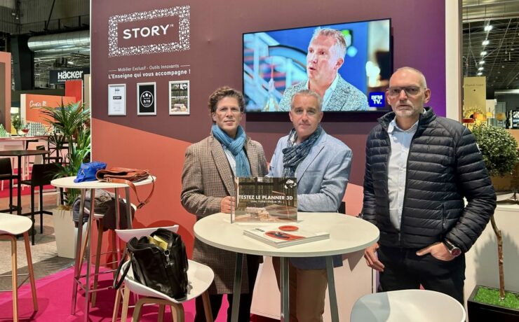 La présence de Story sur EspritMeuble, en novembre dernier, ne devait rien au hasard. Plusieurs rendez-vous ont été organisés à l’occasion du salon avec des candidats à l’enseigne et pas mal de projets seraient d’ores et déjà sur le point d’être signés. Objectif : reprendre un rythme d’ouvertures de quelque cinq unités par an, pour, de 45 magasins aujourd’hui, atteindre à nouveau le cap des cinquante points de vente d’ici la fin 2025.