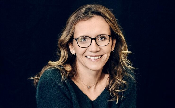 Émilie Kauffmann aura pour missions d’accompagner le développement de la marque et de son image, de cadrer la stratégie de distribution et l’élaboration du concept magasin, de définir l’offre de produits et de services, de piloter le plan média et les relations presse, mais aussi d’accompagner la stratégie d’expansion de Spoon & Room, en France et possiblement à l’international.