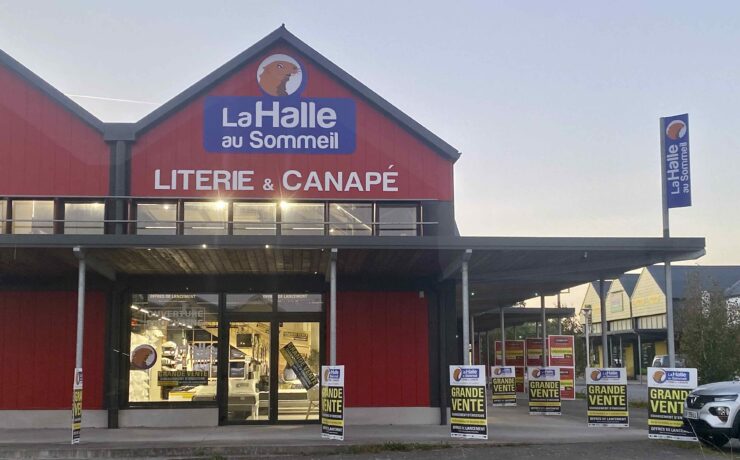 Le premier point de vente a ouvert ses portes en novembre dernier sur la commune de Guérande (44), au cœur de la zone commerciale “ZAC de Villejames”, sur une surface de 320 m2. Le second, d’une superficie de 480 m2, a vu le jour en janvier dernier à Landerneau (29). La Marmotte compte aujourd’hui 90 magasins sur l’ensemble du territoire national.