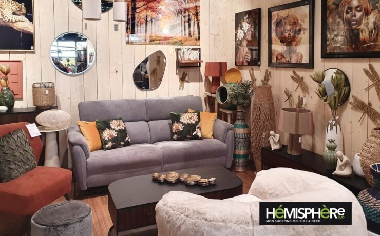 À la tête de ce magasin, idéalement situé au cœur de la zone commerciale St Niel de Pontivy (56) et connu de longue date sous le nom de “M ma Maison” : Serge et Sylvie Le Breton, commerçants passionnés qui ont fait le choix d’intégrer le réseau Hémisphère Sud pour bénéficier de la force d’une enseigne nationale, tout en conservant la proximité et le conseil personnalisé, qui font la richesse des magasins indépendants.