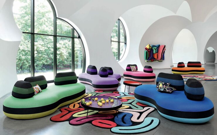 À fin février dernier, le volume d’affaires des magasins en propre est en croissance de 3,8 % à changes courants, à 71,1 M€. La hausse est visible sur les deux enseignes, avec notamment une performance à deux chiffres chez Cuir Center. Le volume d’affaires global, y compris les franchisés et toutes enseignes confondues, ressort à 114 M€ (+0,3 % à changes courants, -0,6 % à changes constants).