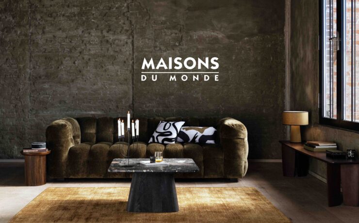 Sur le plan géographique, les ventes de Maisons du Monde en France ont reculé de 11,8 % sur le trimestre, tandis que les ventes internationales ont diminué de 9,8 %, reflétant des résultats contrastés dans les différents pays du groupe et notamment une dynamique plus favorable en Espagne et en Italie (pays proches de l’équilibre en comparable et positifs sur le mois de mars).