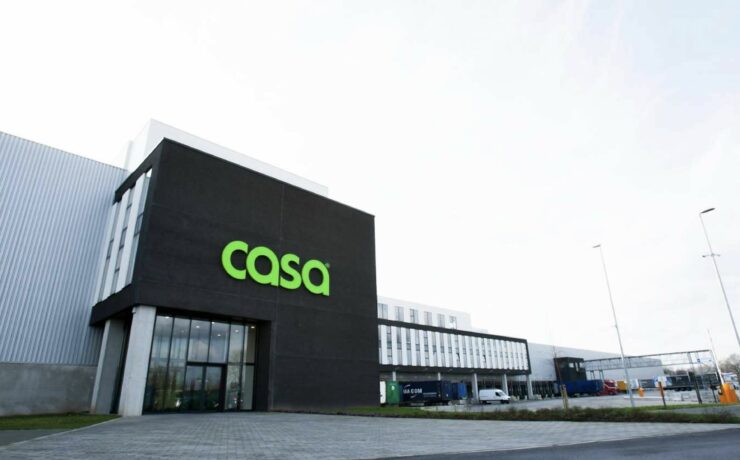 Ce 27 juin, le tribunal de commerce de Bobigny (93) a prononcé la conversion en liquidation judiciaire de la procédure de redressement judiciaire ouverte le 2 avril dernier au bénéfice de Casa France. Ce jugement entraîne la cessation définitive des activités de l’ensemble des magasins de l’enseigne en France (143 unités), ainsi que de ses fonctions supports.