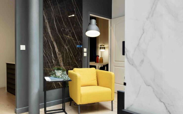 Avec l’ouverture de “L'Atelier Laminam” à Paris, le spécialiste transalpin des surfaces haut de gamme en céramique souhaite offrir aux prescripteurs un lieu à la fois professionnel, inspirant et vivant. Sur 129 m2, il propose un parcours immersif en cinq zones distinctes, permettant aux visiteurs de découvrir les solutions techniques et esthétiques qui font la renommée de la marque.